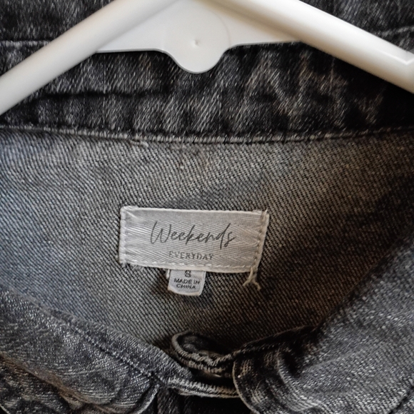 Washed Black Denim Jacket with Snap Buttons - Picture 3 of 3